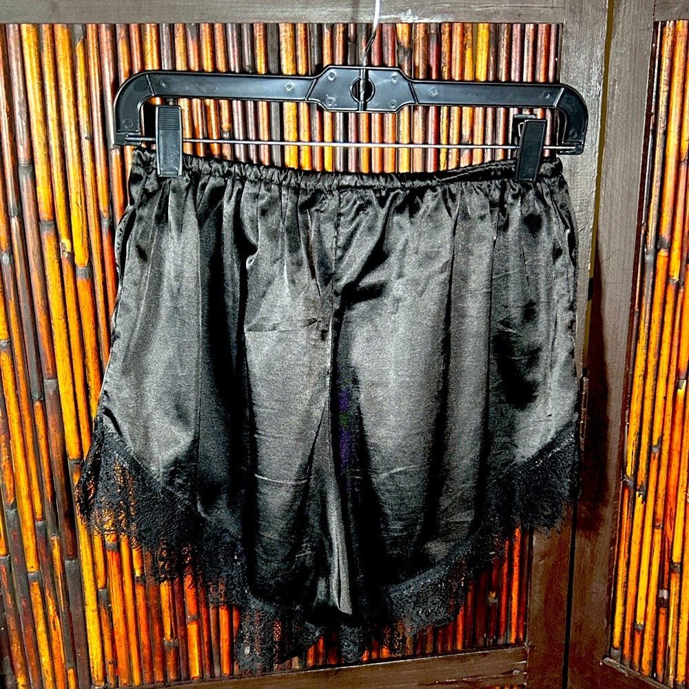 High Waisted Lacy Shorts